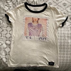 Taylor Swift 1989 Tour Concert T-Shirt